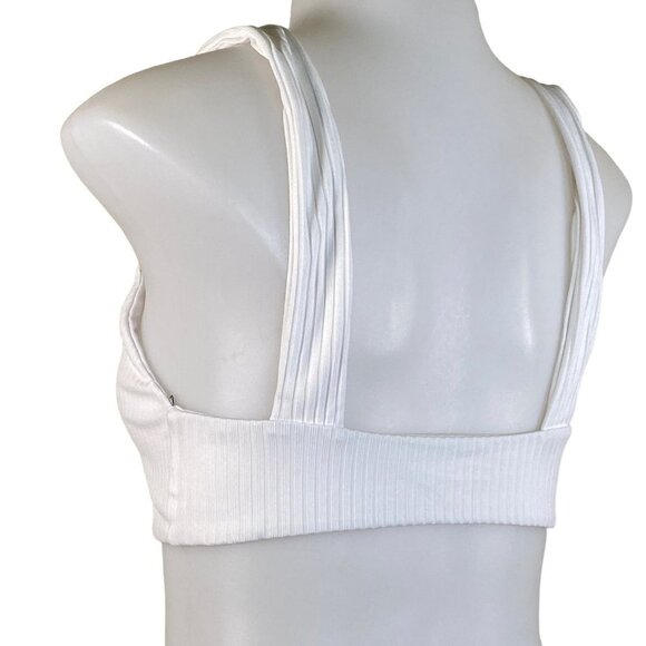 Sade Bikini in White - Lovers and Friends - Picture 11 of 12